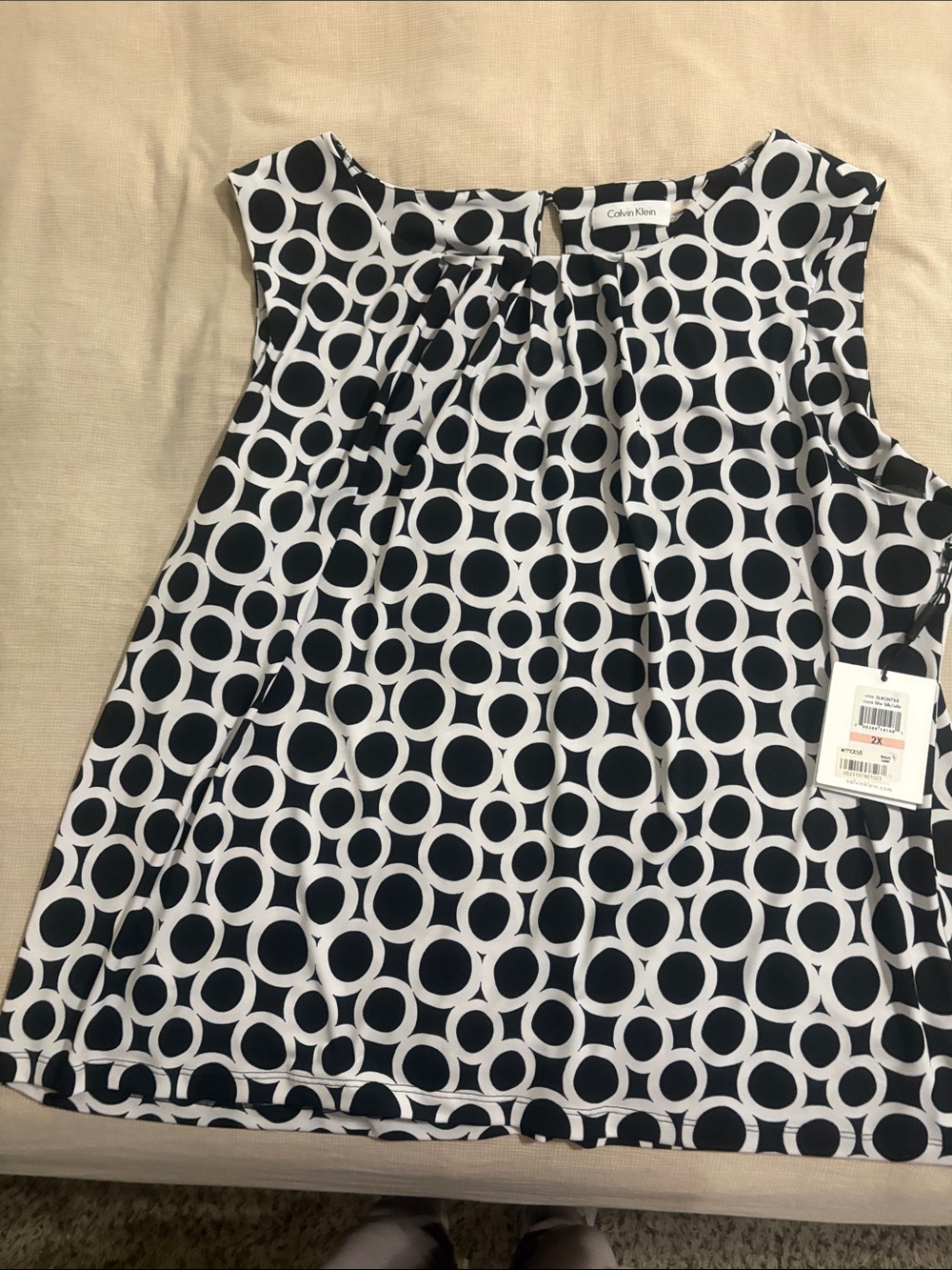 Calvin Klein Black and White Circular Print Sleeveless Camisole